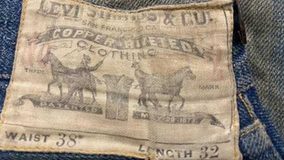 废矿井现140年前牛仔裤 拍出62万 样式与现代几乎一样